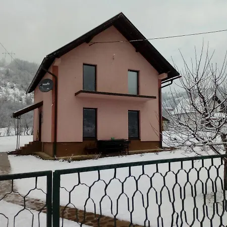 Casa de hóspedes Violeta *